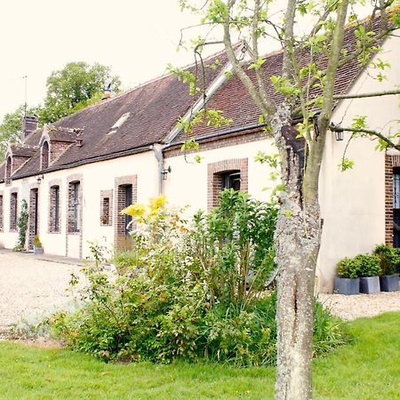 Bed and Breakfast La Pastorale La Puisaye Екстер'єр фото