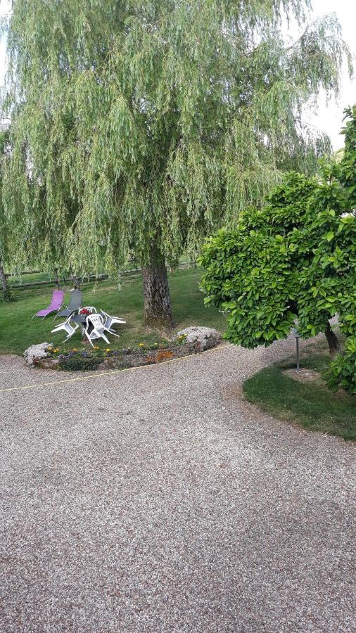 Bed and Breakfast La Pastorale La Puisaye Екстер'єр фото